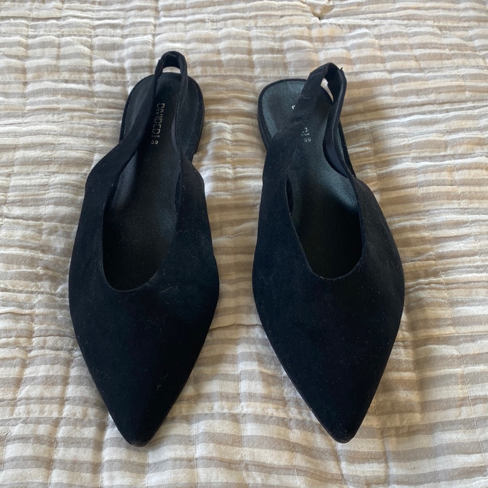 Black sling back pointed flats